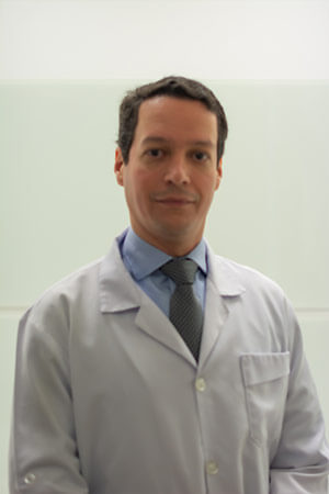 Dr. Trajano Salvador[Endoscopista]